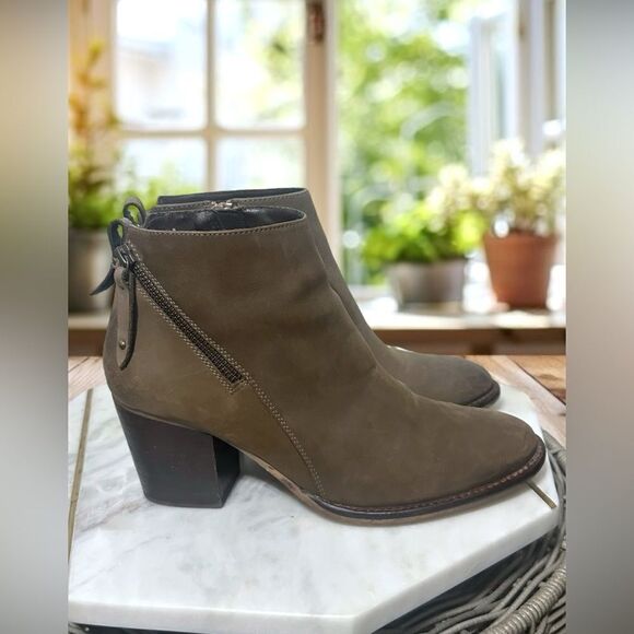 🔥 Blondo Nivada Waterproof Leather Zippered Ankle Booties Size 9 - Picture 7 of 16